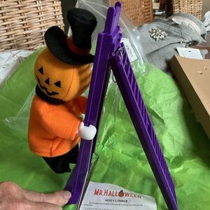 NIP MR HALLOWEEN MINI CLIMBER MR PUMPKIN